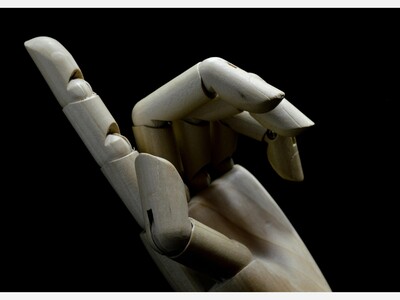 🎭 North Lamar Drama Department Wins Mannequin Night in Paris — Third Year in a Row!